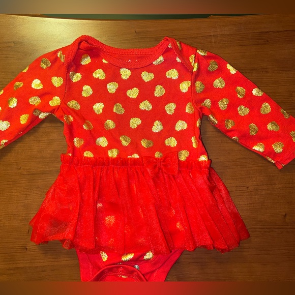 Garanimals Other - Garanimals baby girl onesie one piece tutu red hearts 6 9 months LN holiday